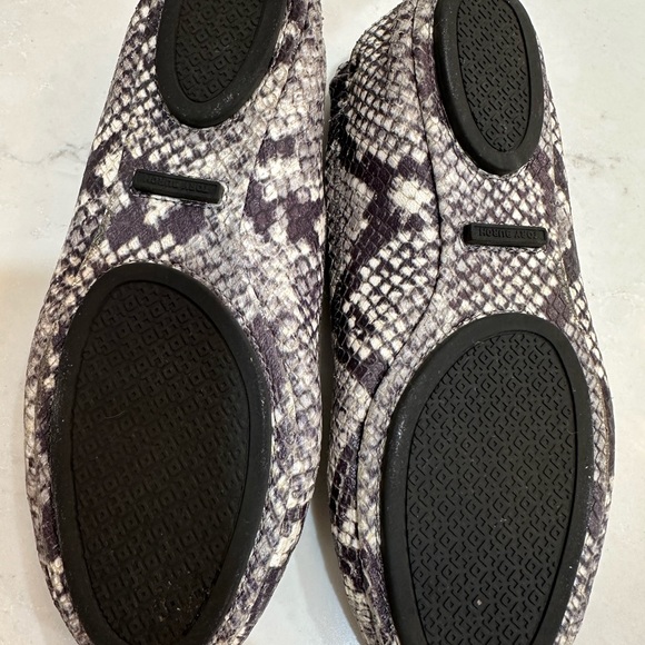 Tory Burch flats size 6 - Picture 4 of 5